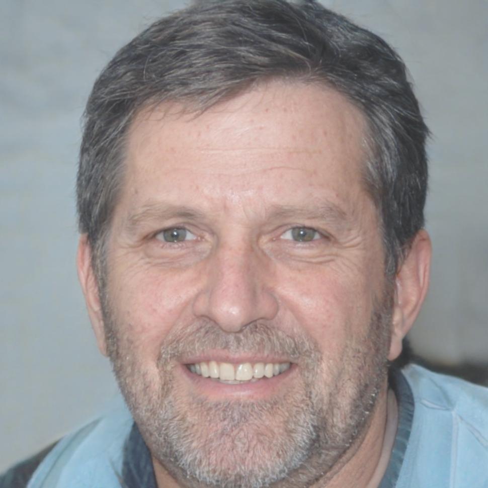 Carlos Herrera, Especialista en Seguridad